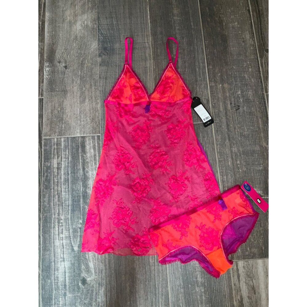 Bonbon Lingerie 2 pc Lounge  Nightgown Matching Panty size Medium NEW
